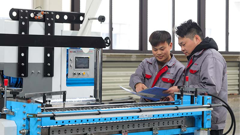 Clean Workshop,  Good Quality Machine